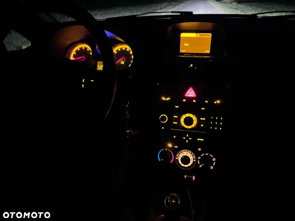 Opel Corsa - 20