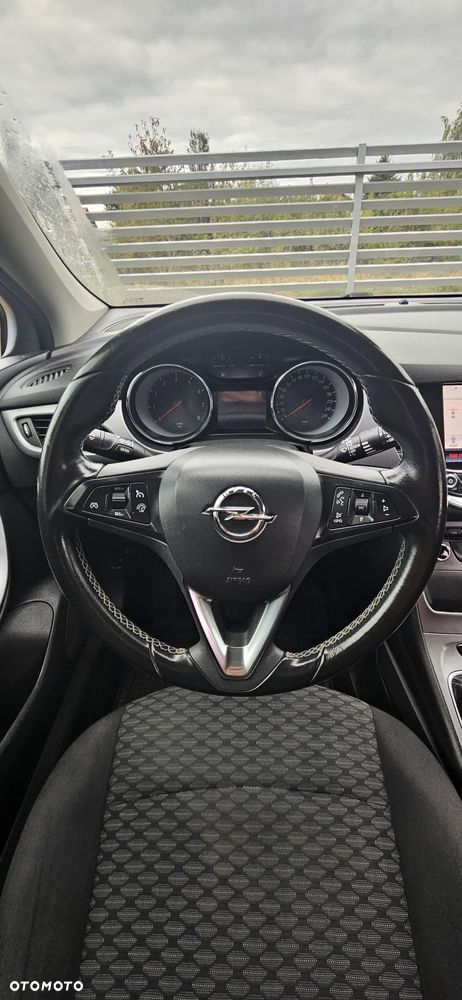 Opel Astra V 1.4 T Dynamic - 12