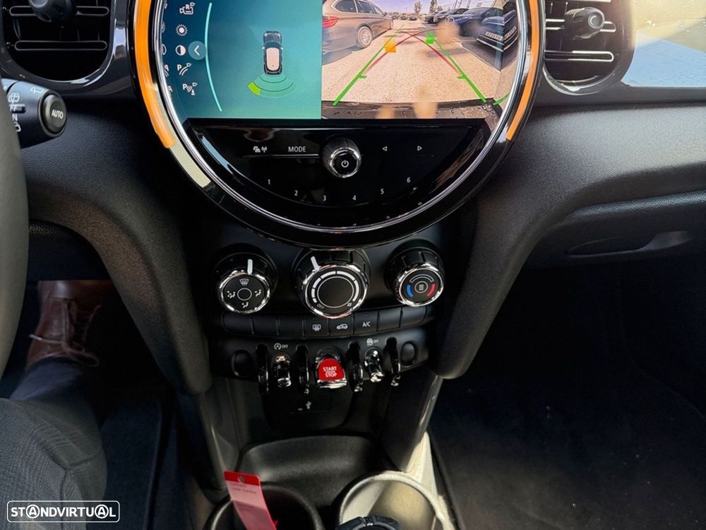 MINI 5 Portas One Classic - 17