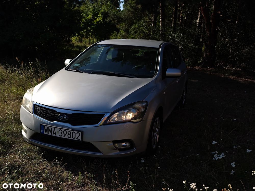 Kia Ceed 1.4 Comfort - 33