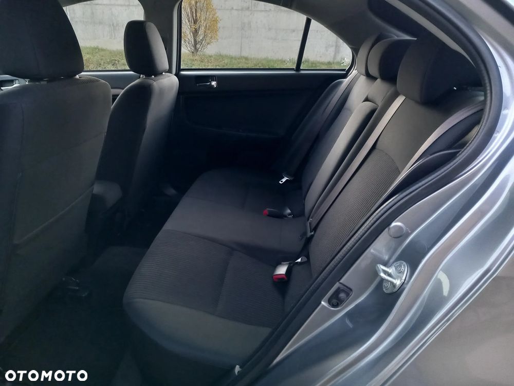 Mitsubishi Lancer 1.6 ClearTec Plus - 10