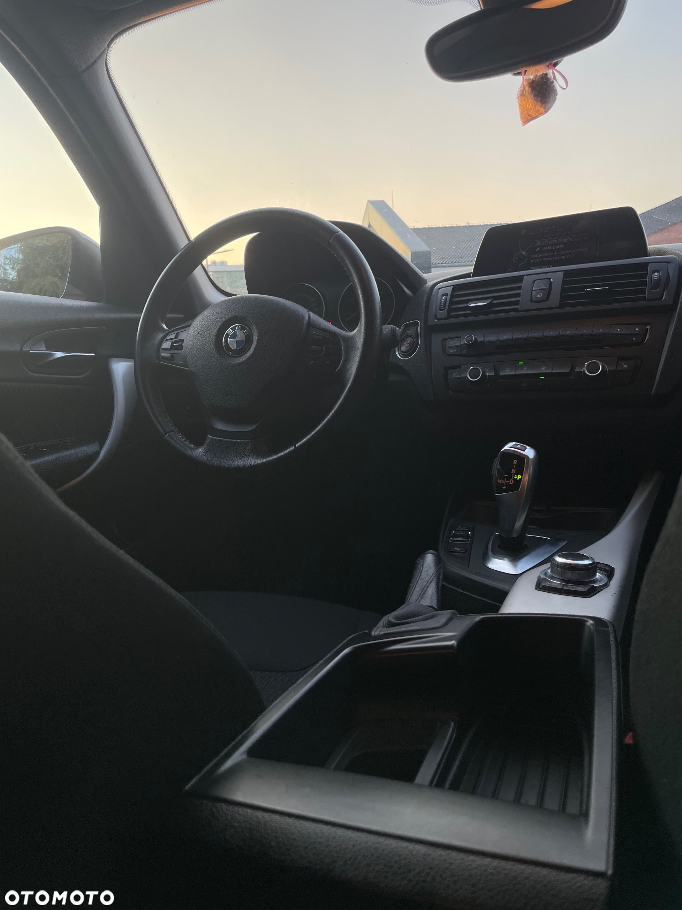 BMW Seria 1 - 8