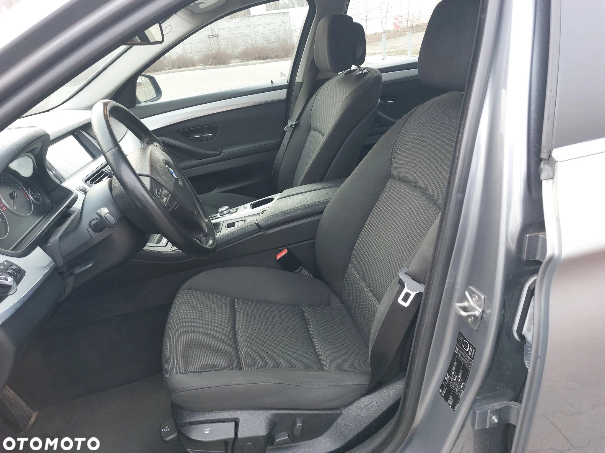 BMW Seria 5 520d - 7