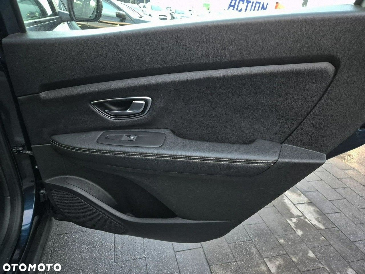 Renault Grand Scenic - 18