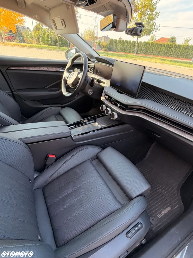 Skoda Superb 2.0 TSI 4x4 L&K DSG - 10