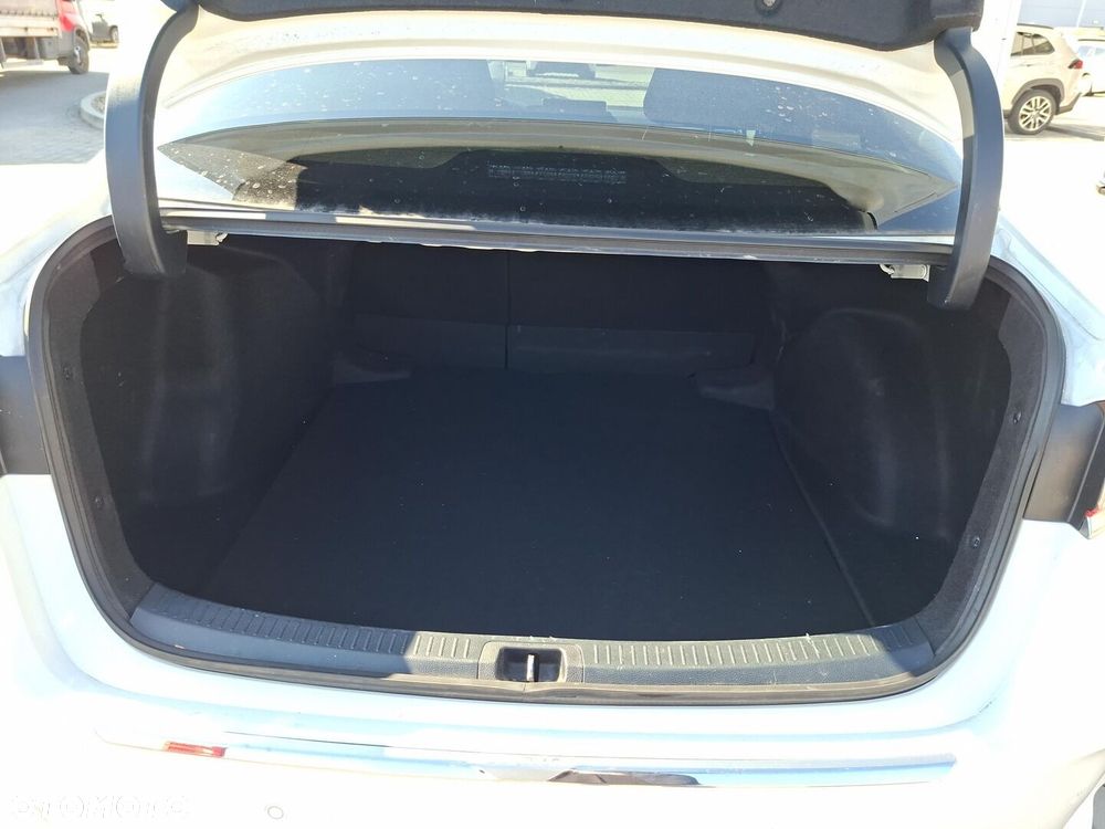 Toyota Corolla 1.5 Comfort MS - 13