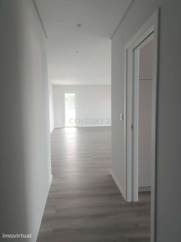 Excepcional apartamento T3 novo,  junto ao Belas Clube de Campo - Grande imagem: 3/23