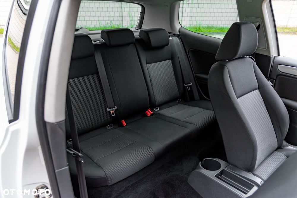 Volkswagen Golf 1.6 United - 22