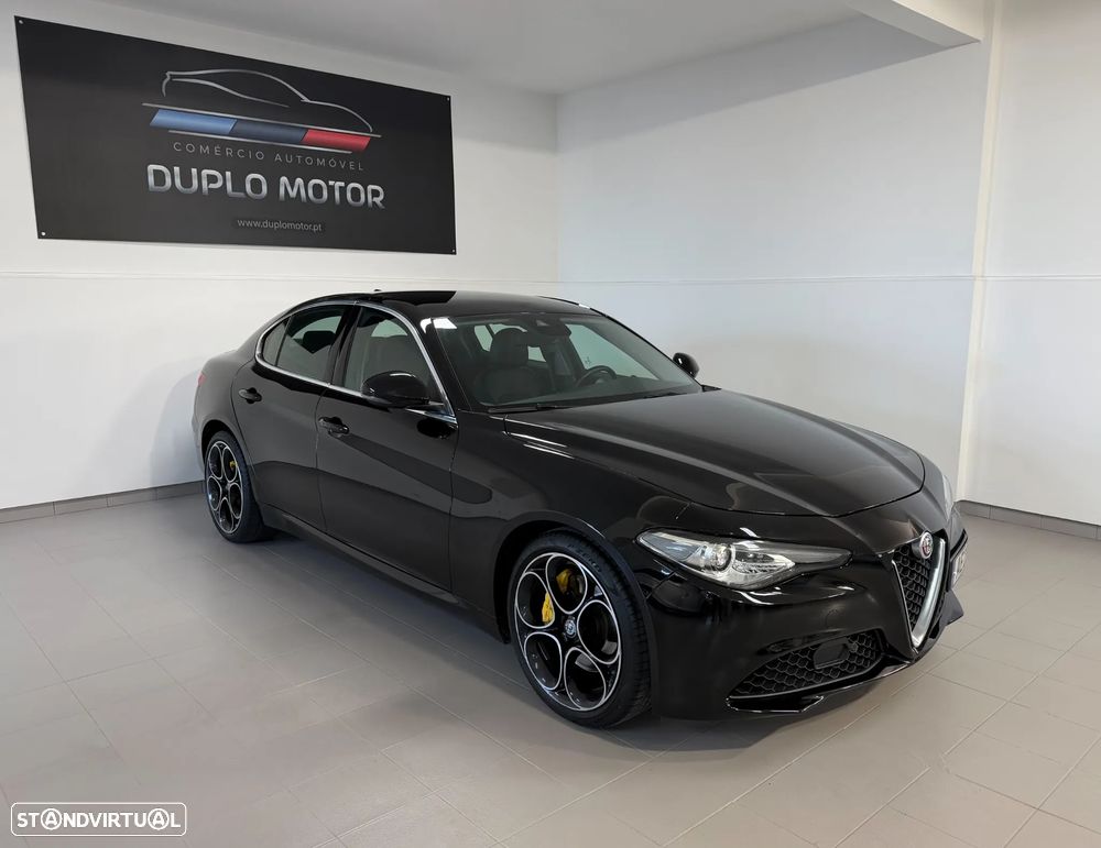 Alfa Romeo Giulia 2.2 AT8 Super - 4