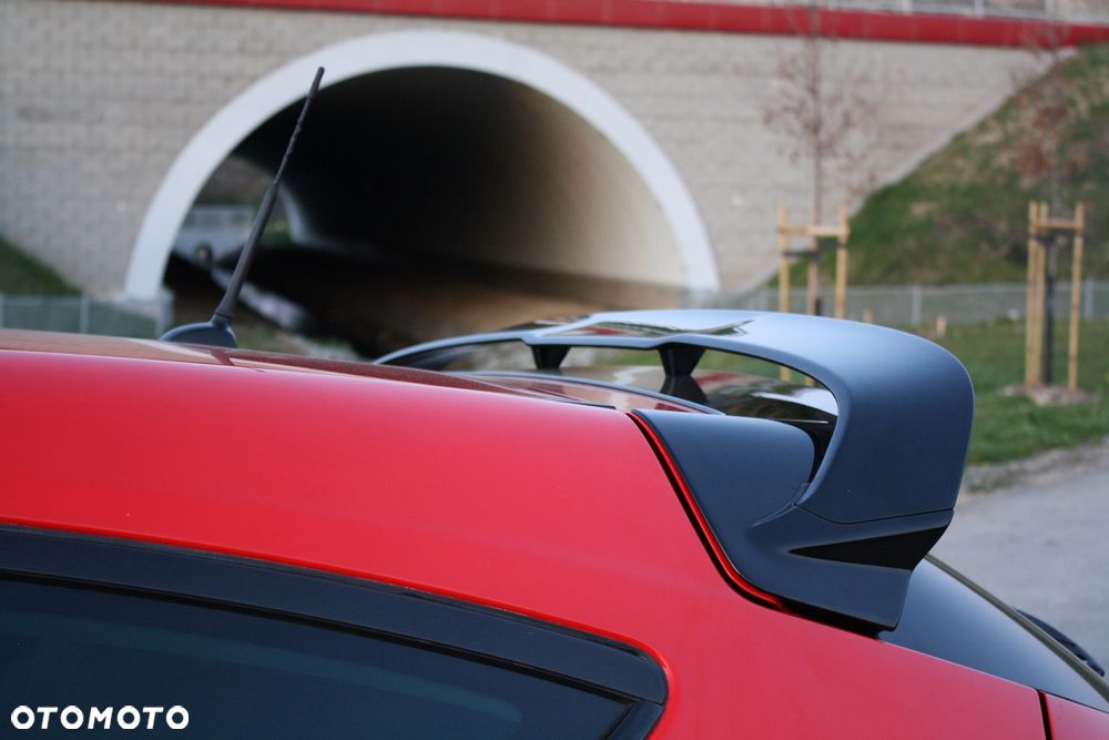 Opel Astra 1.6 Turbo Sport - 22