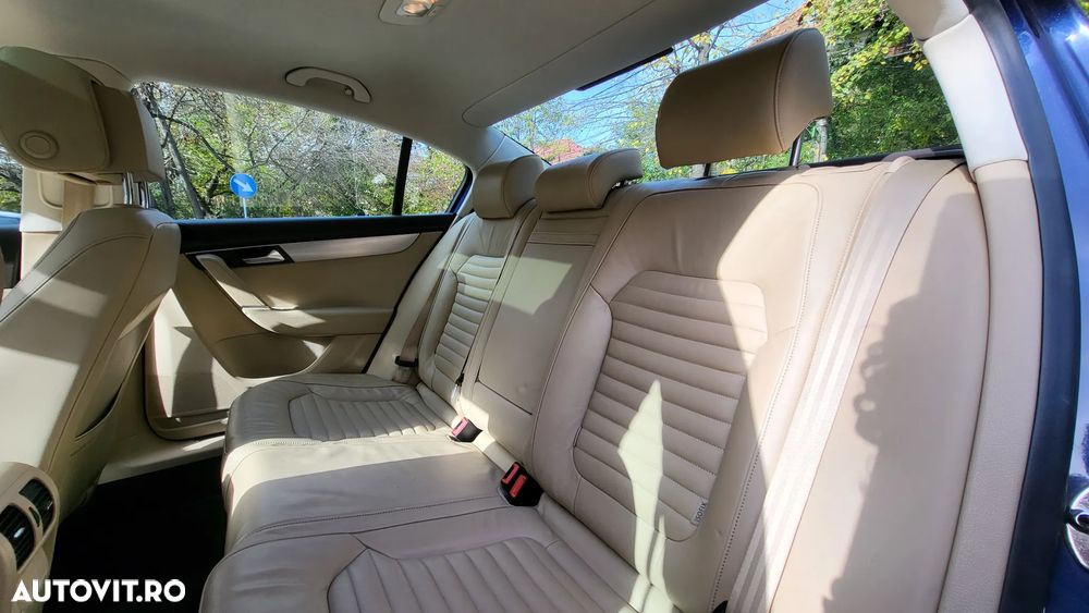 Volkswagen Passat 2.0 TDI DSG Highline - 9