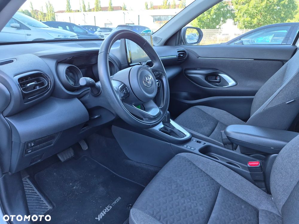 Toyota Yaris - 6