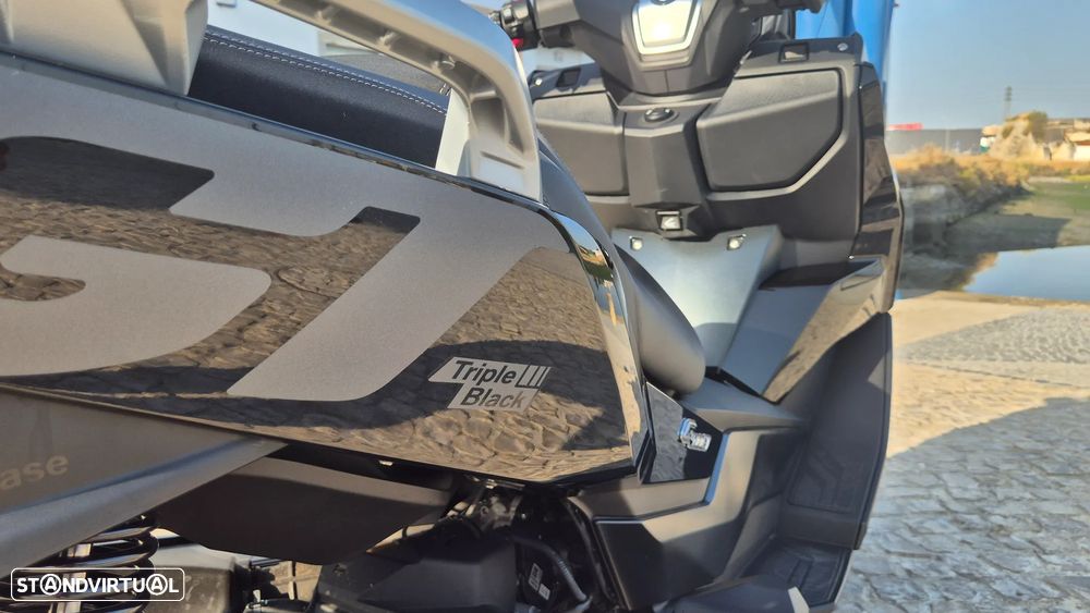 BMW C 400 GT Triple Black - 8