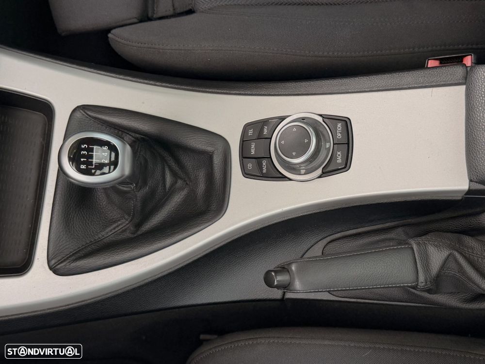 BMW 320 d Navigation - 44