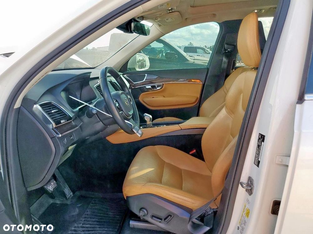 Volvo XC 90 T6 AWD Geartronic Momentum - 8