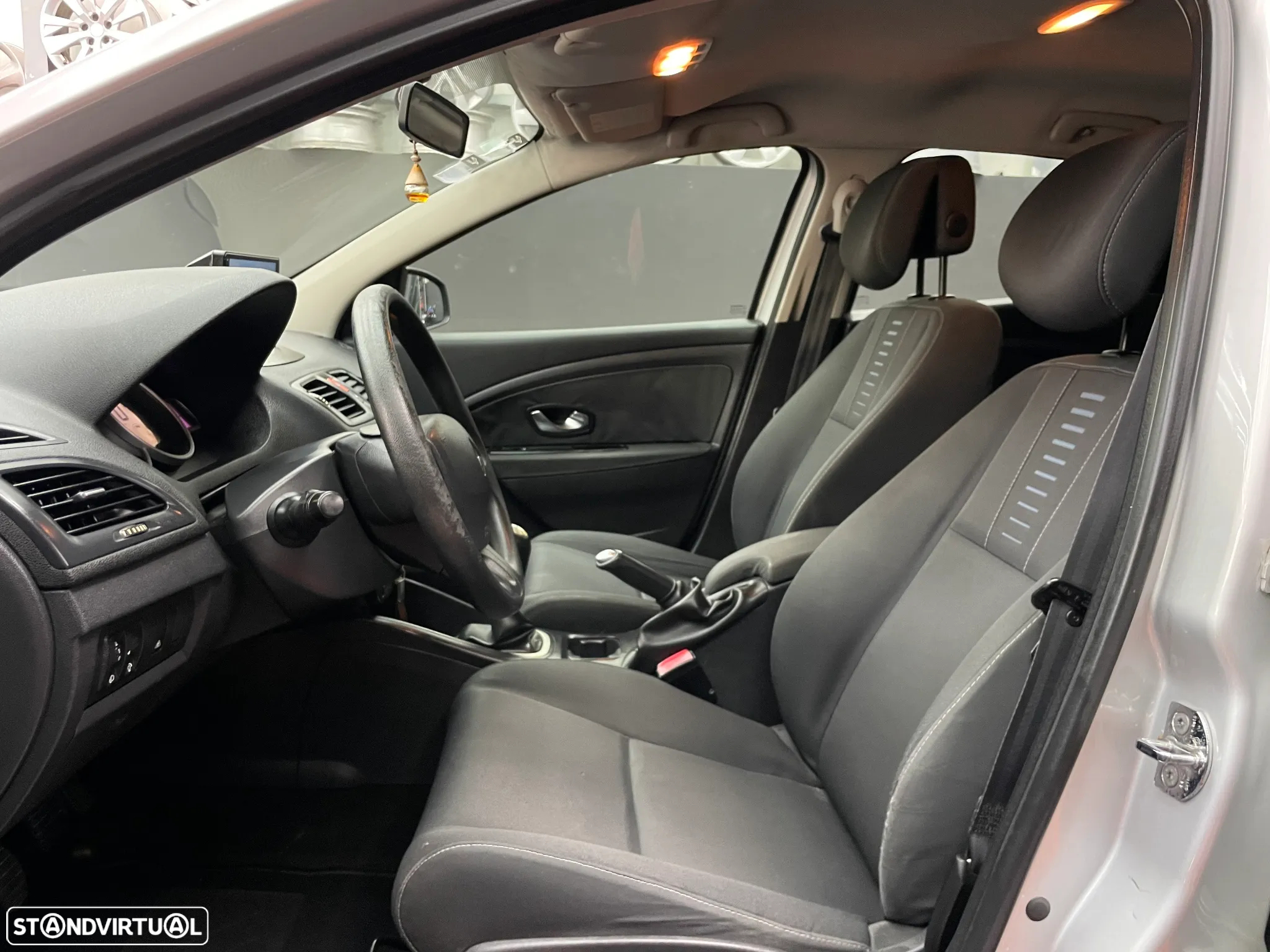 Renault Mégane 1.5 dCi Dynamique - 5