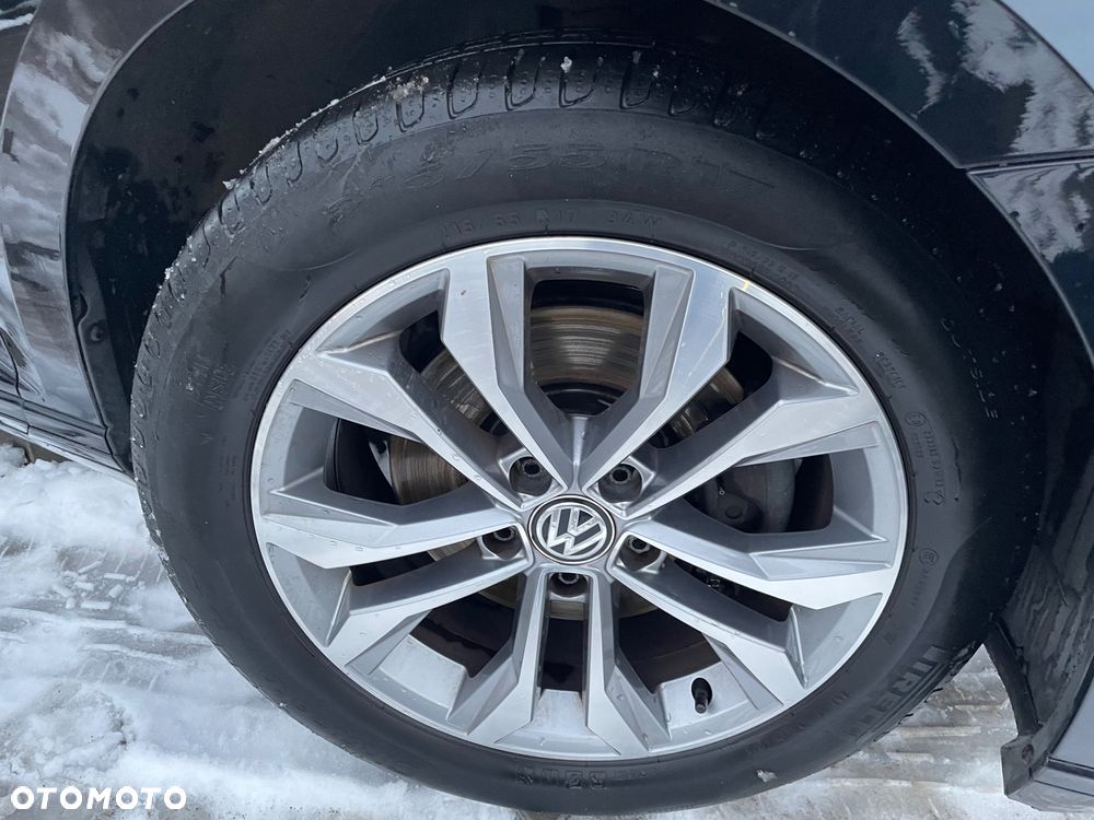 Volkswagen Passat 2.0 TDI SCR Comfortline - 5