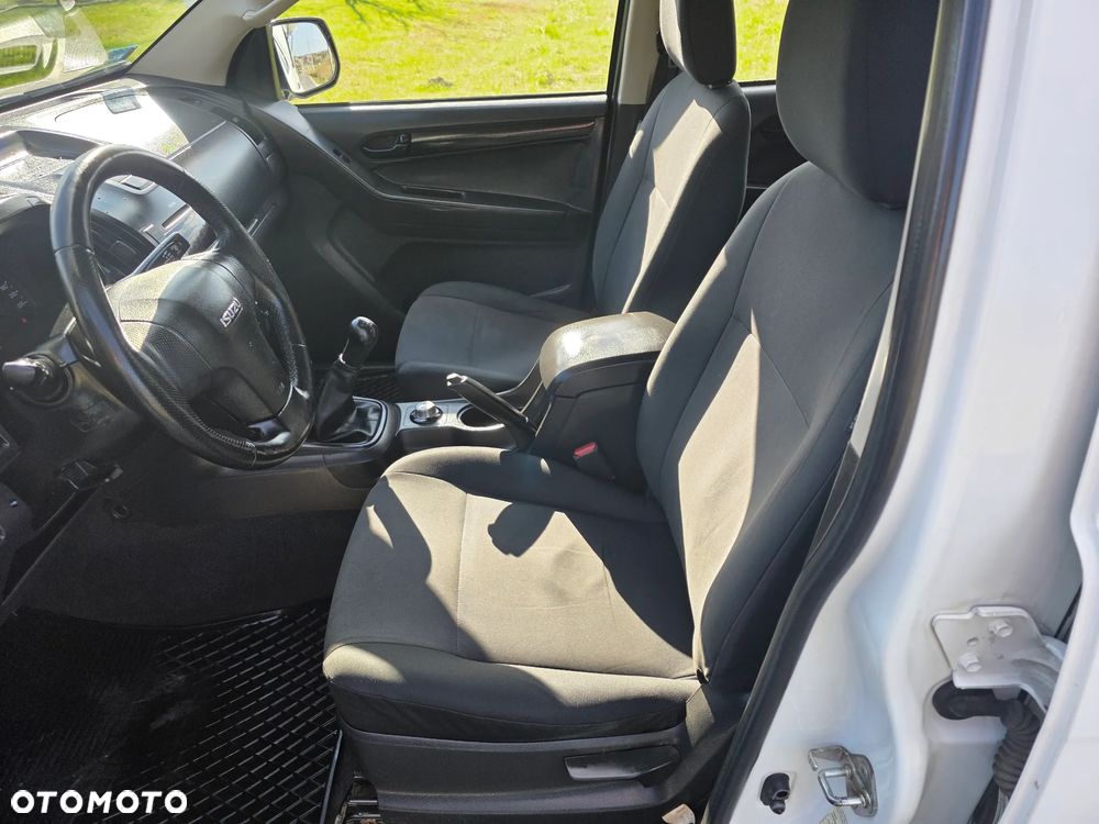 Isuzu D-Max 2.5 DC LS Prime - 17
