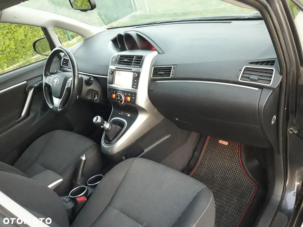 Toyota Verso 2.0 D-4D Active 7os - 10