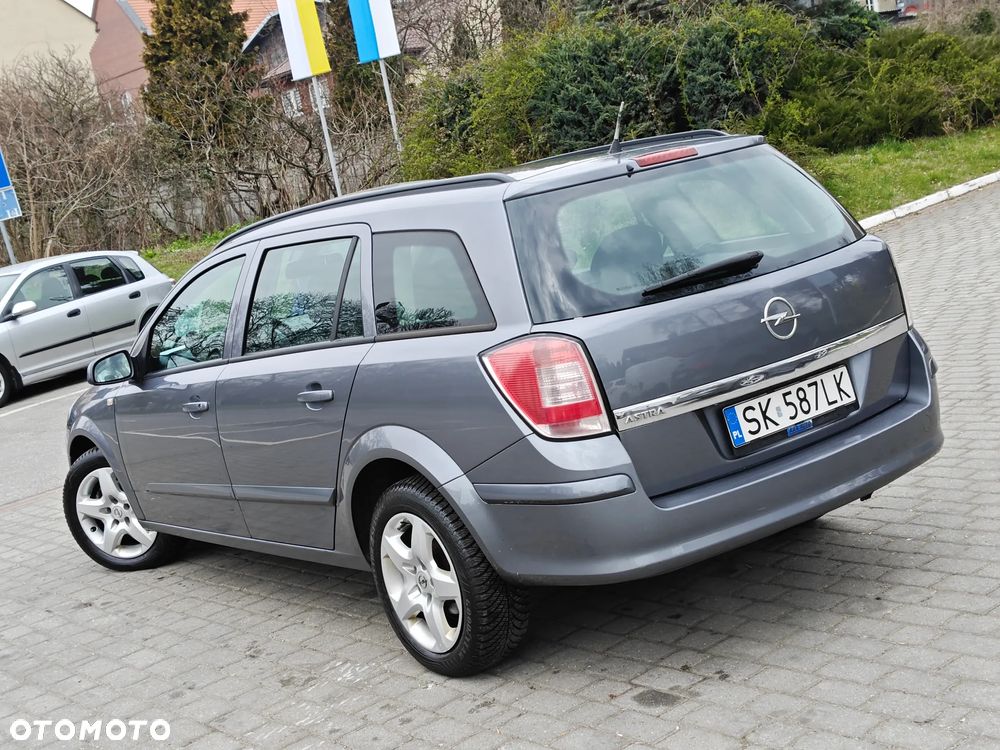 Opel Astra 1.6 Innovation - 2