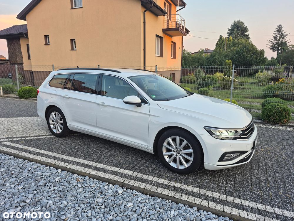 Volkswagen Passat 2.0 TDI SCR Comfortline DSG - 4