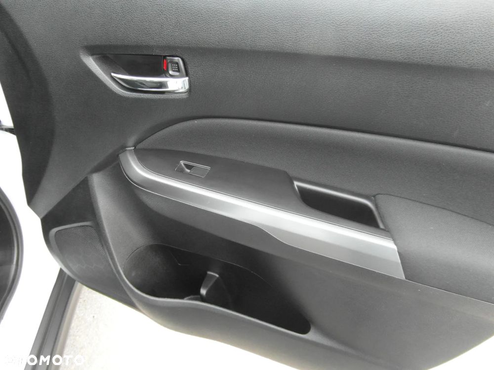 Suzuki Vitara 1.4 Boosterjet Hybrid Allgrip Comfort+ - 28