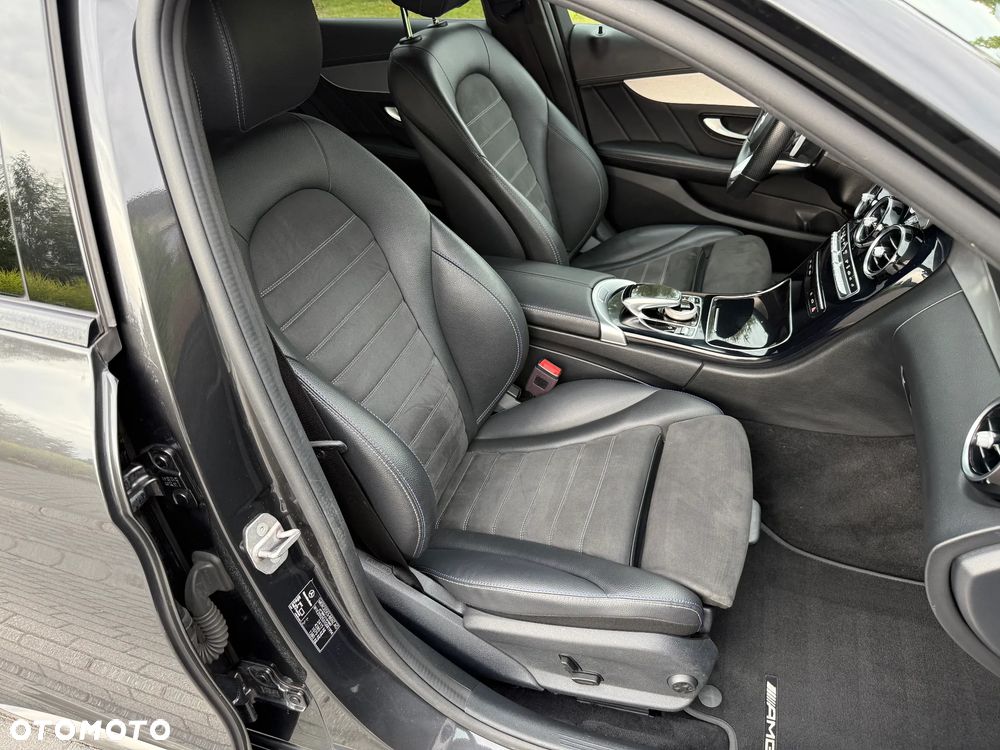 Mercedes-Benz Klasa C 300 e 9G-TRONIC AMG Line - 22