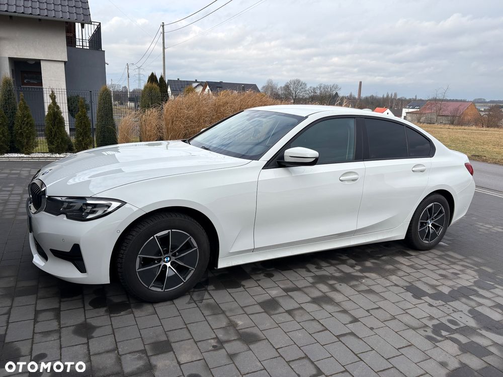 BMW Seria 3 318i - 7
