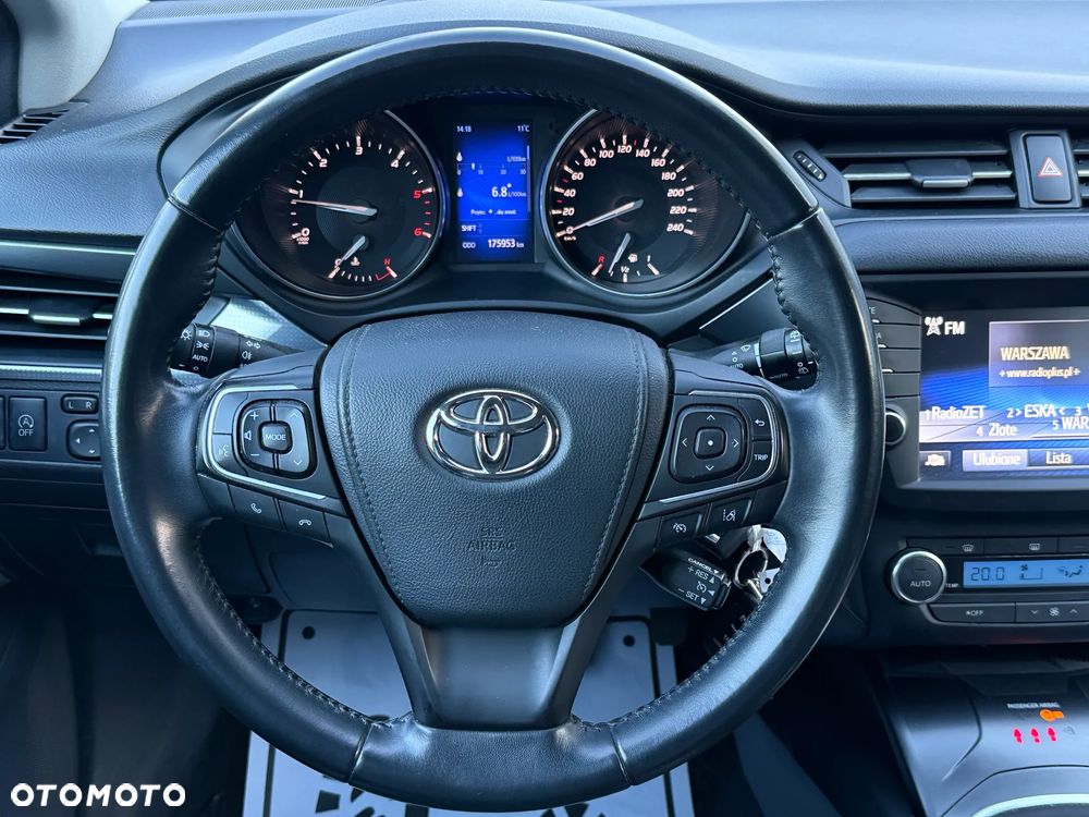 Toyota Avensis 2.0 D-4D Premium - 7