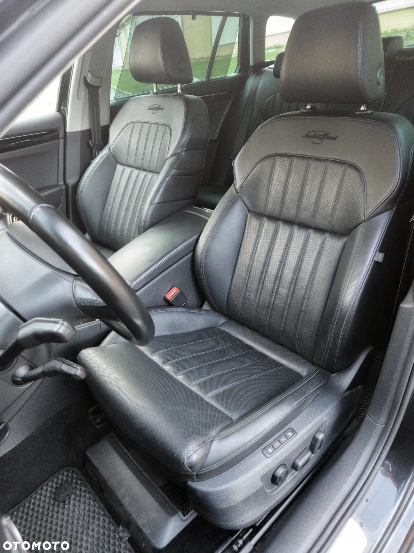 Skoda Superb 2.0 TSI 4x4 L&K DSG - 2