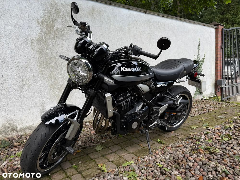 Kawasaki Z 900 RS - 2
