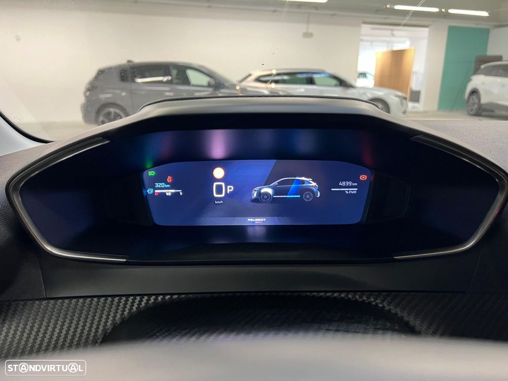 Peugeot 208 1.2 Hybrid Allure e-DCS6 - 15