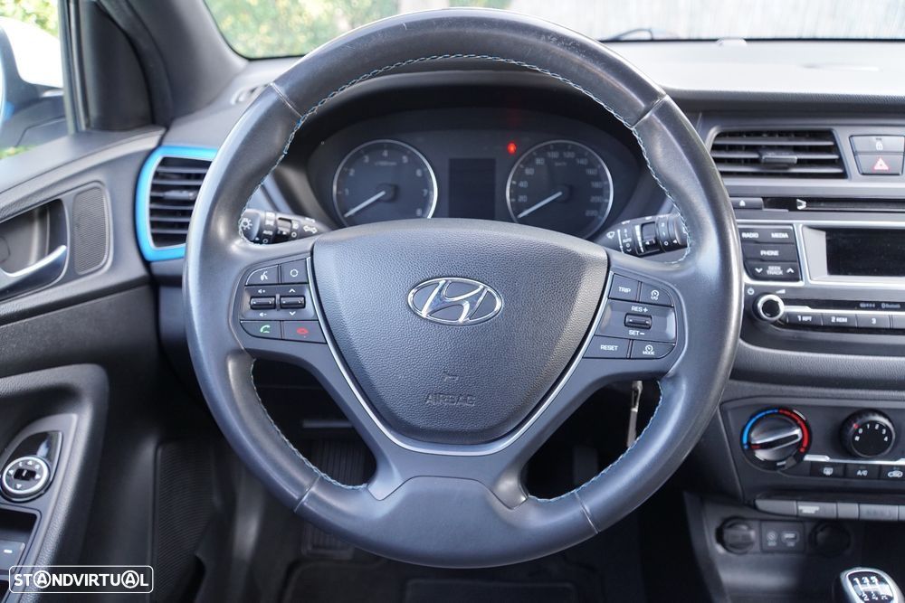 Hyundai i20 1.2 Blue Comfort+Pack Look+JLL16 - 15