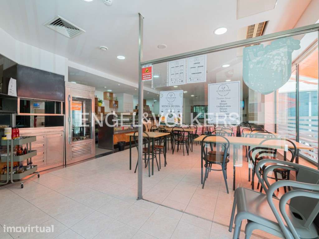 Espaço comercial em Algés - Grande imagem: 2/28