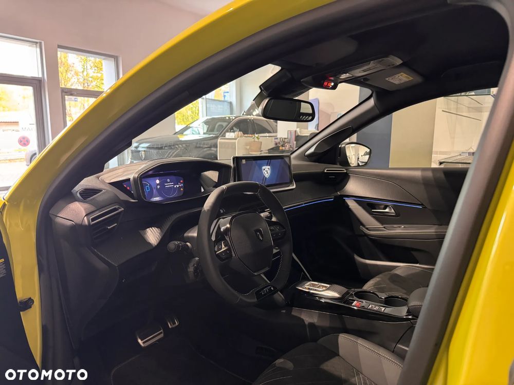 Peugeot 208 1.2 mHEV GT Exclusive - 18