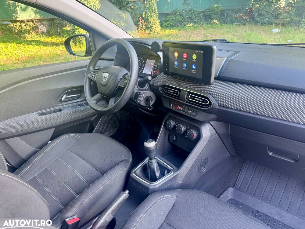 Dacia Logan TCe 90 MT6 Comfort - 9