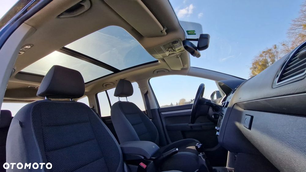 Volkswagen Touran 1.4 TSI Comfortline - 25