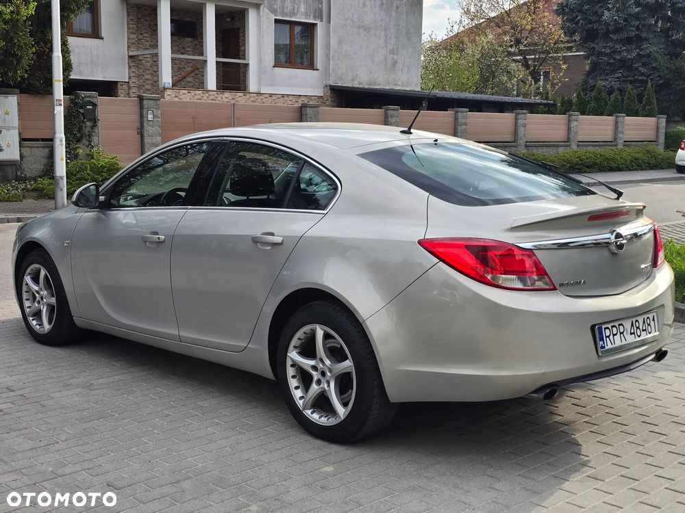 Opel Insignia - 4