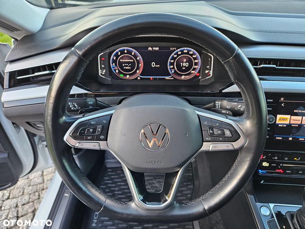 Volkswagen Arteon 2.0 TSI Essence DSG - 24