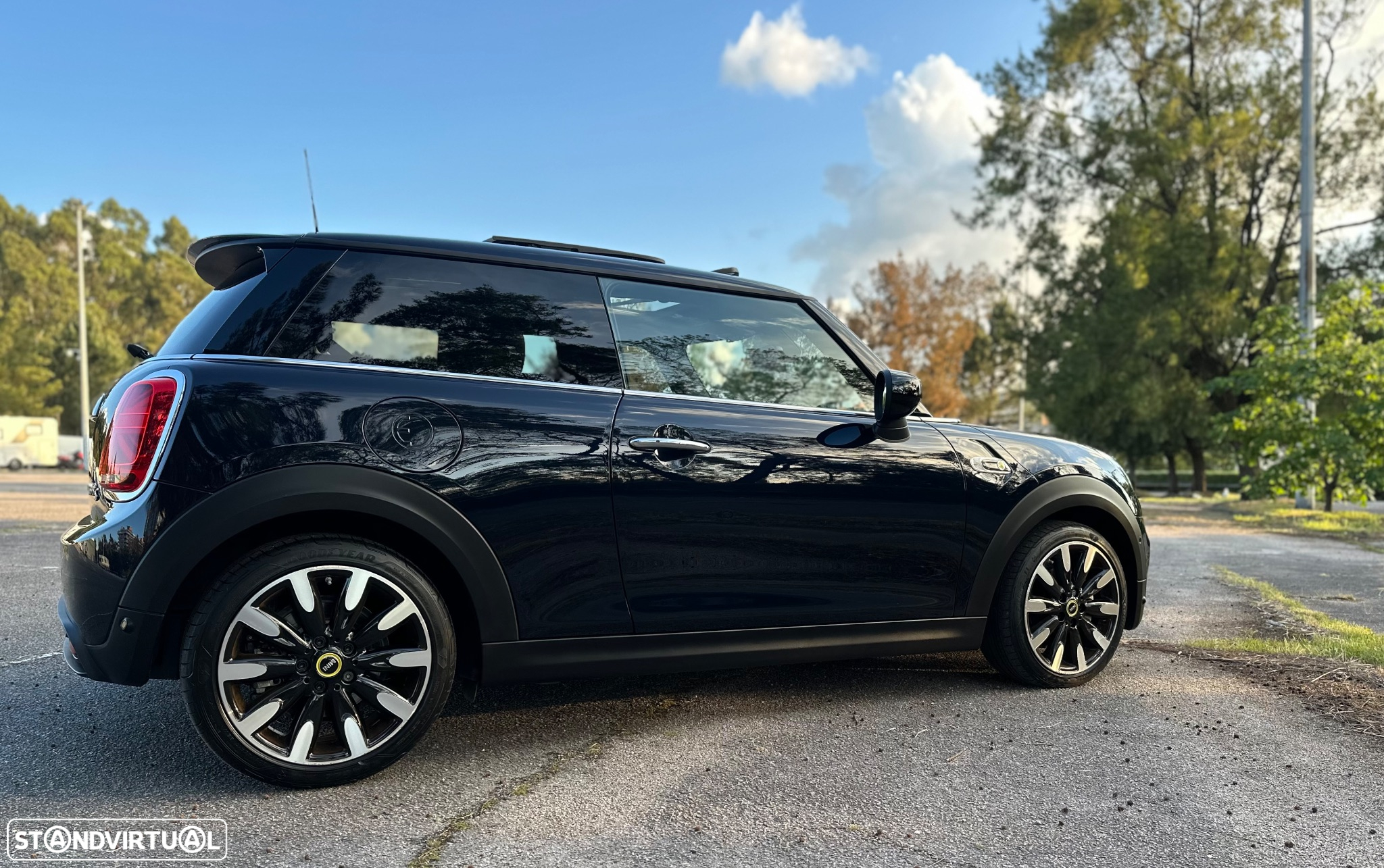 MINI 3 Portas Cooper SE - 17