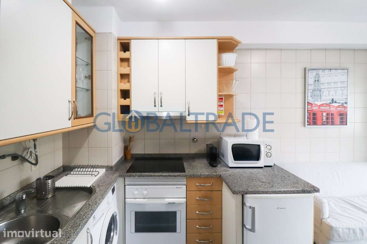 Apartamento T1 Mobilado & Equipado no Porto - Grande imagem: 3/31
