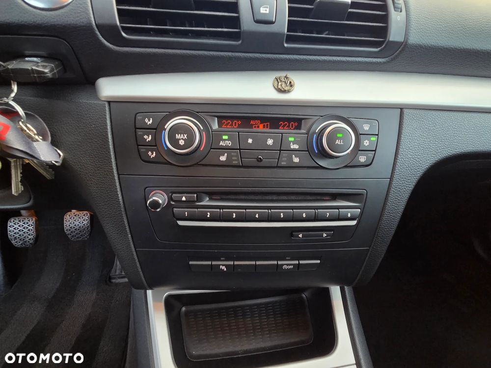 BMW Seria 1 116i - 20