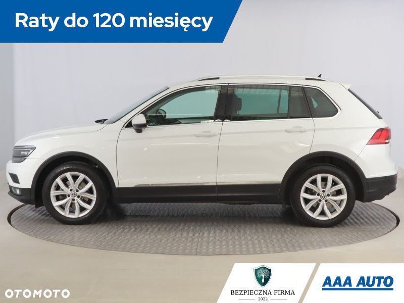 Volkswagen Tiguan - 4