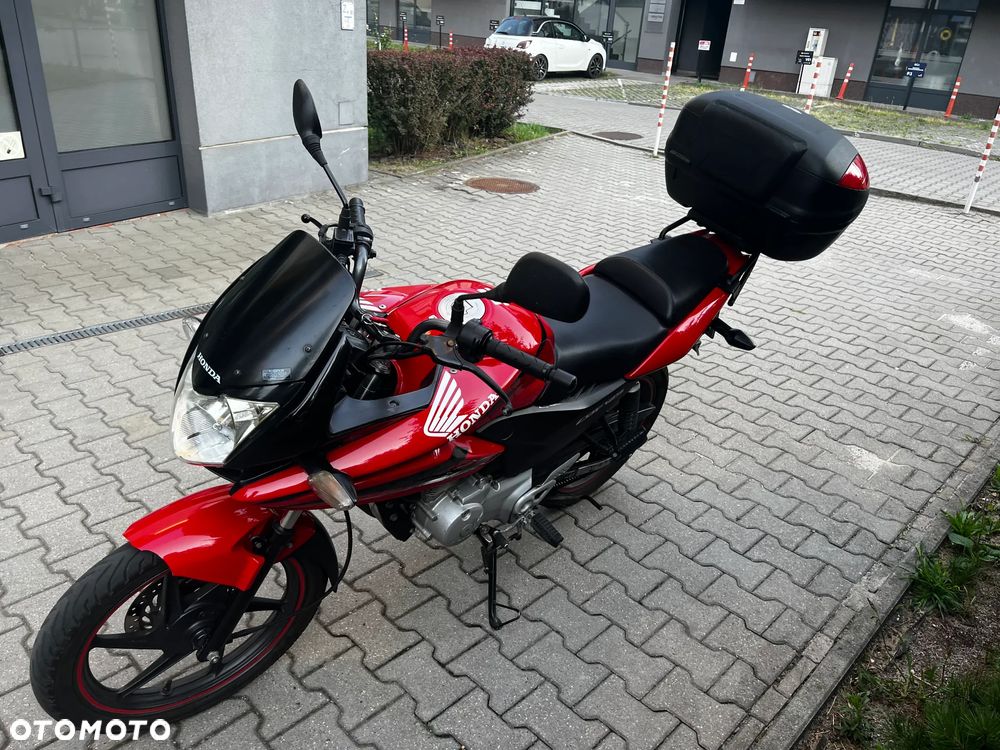 Honda CBF - 8