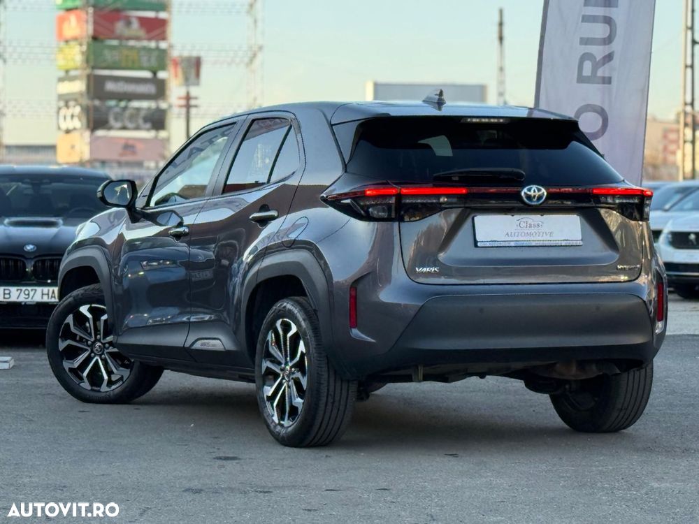 Toyota Yaris Cross 1.5 VVT-i HSD 4x2 Exclusive Elegant - 11