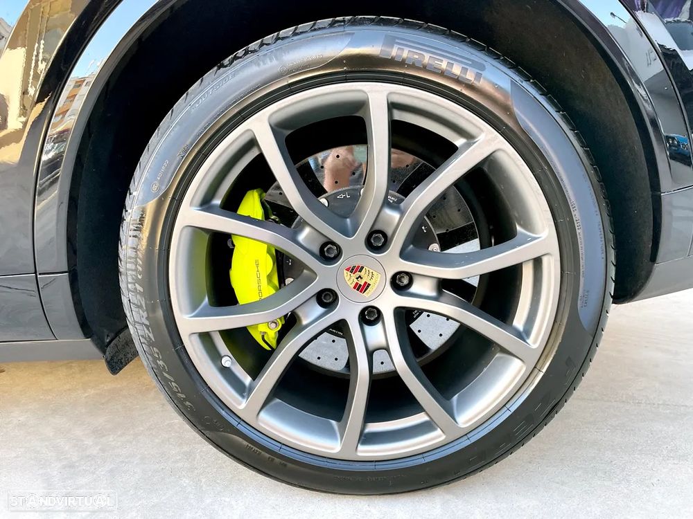 Porsche Cayenne Coupé Turbo S E-Hybrid Tiptronic S - 54