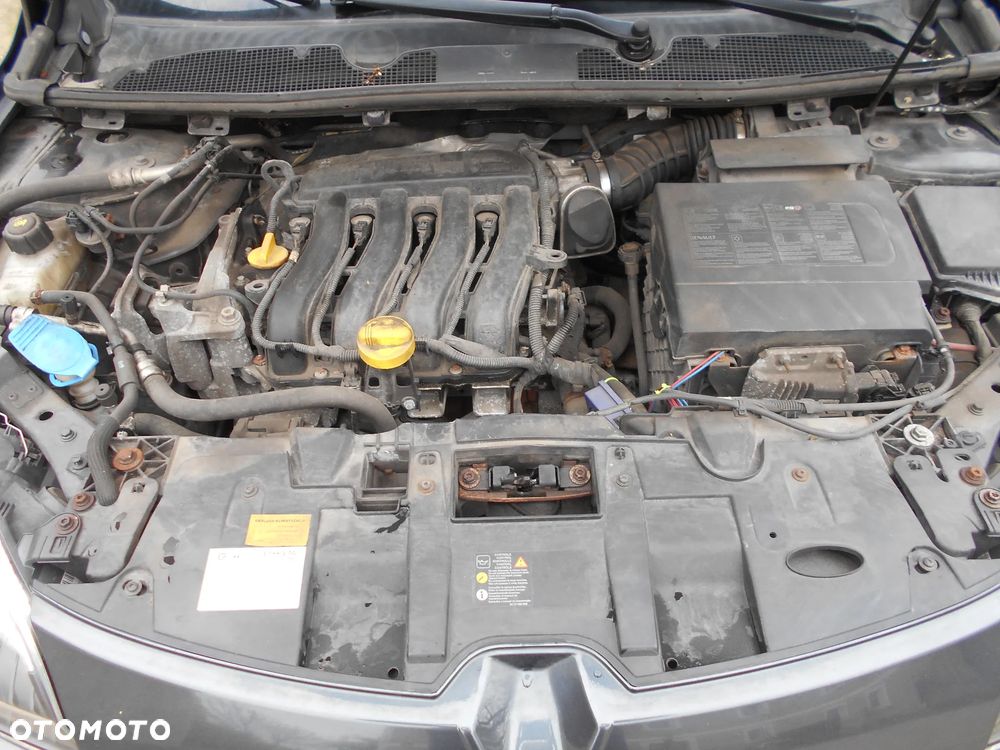 Renault Megane 1.6 16V Expression - 11