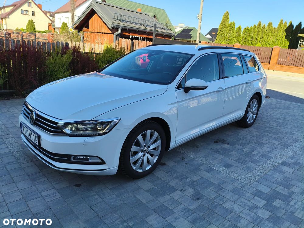 Volkswagen Passat 2.0 TDI SCR Comfortline DSG - 1