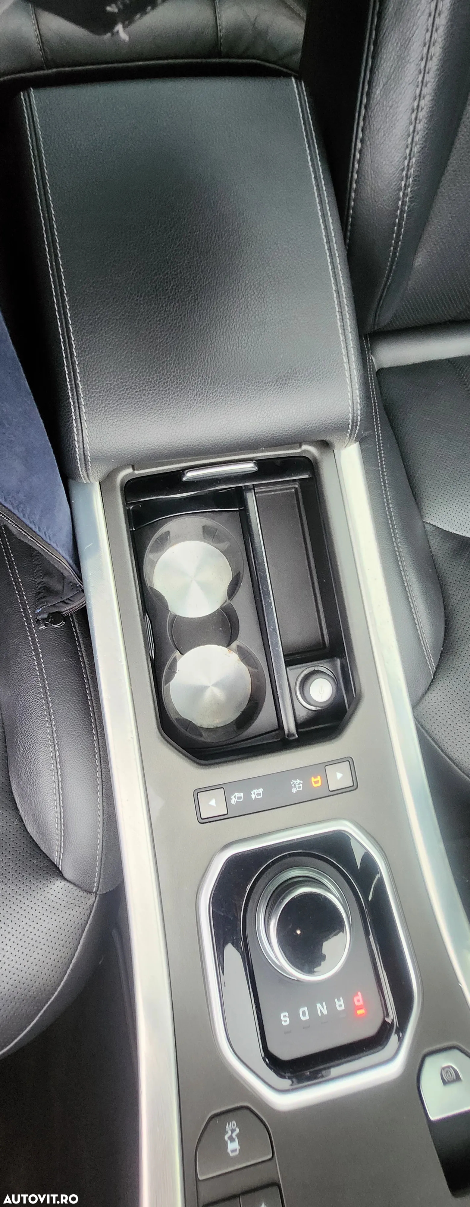 Land Rover Range Rover Evoque 2.0 l Si4 SE Dynamic - 27