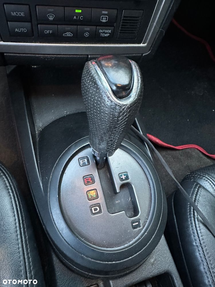 Hyundai Coupe - 4